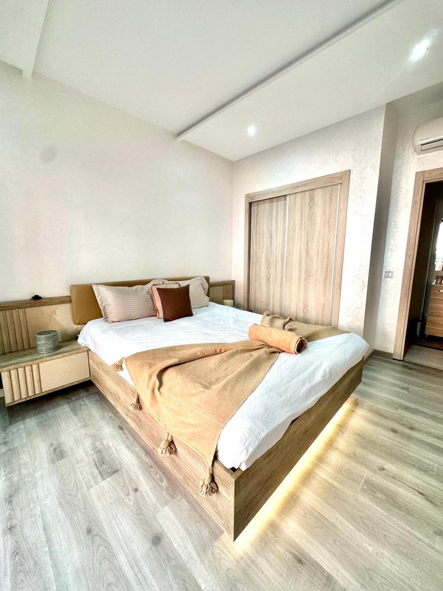 Condo In Marrakech With Pool Marrakesh Exteriör bild