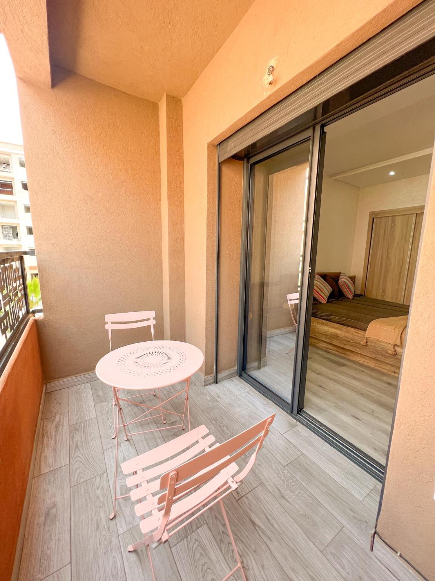 Condo In Marrakech With Pool Marrakesh Exteriör bild